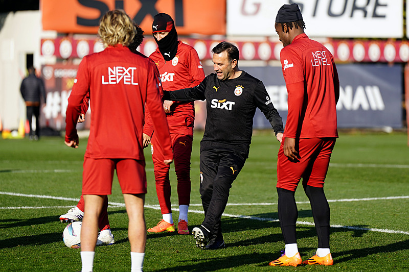 TRANSFER HABERİ: Galatasaray istiyordu! O yıldızı tehdit ettiler