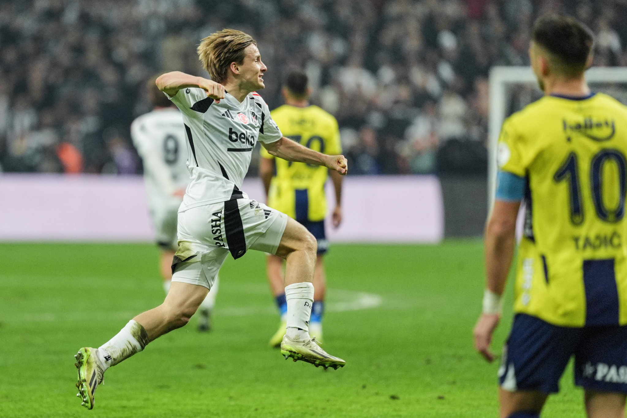 Spor yazarları Beşiktaş - Fenerbahçe maçını yorumladı!