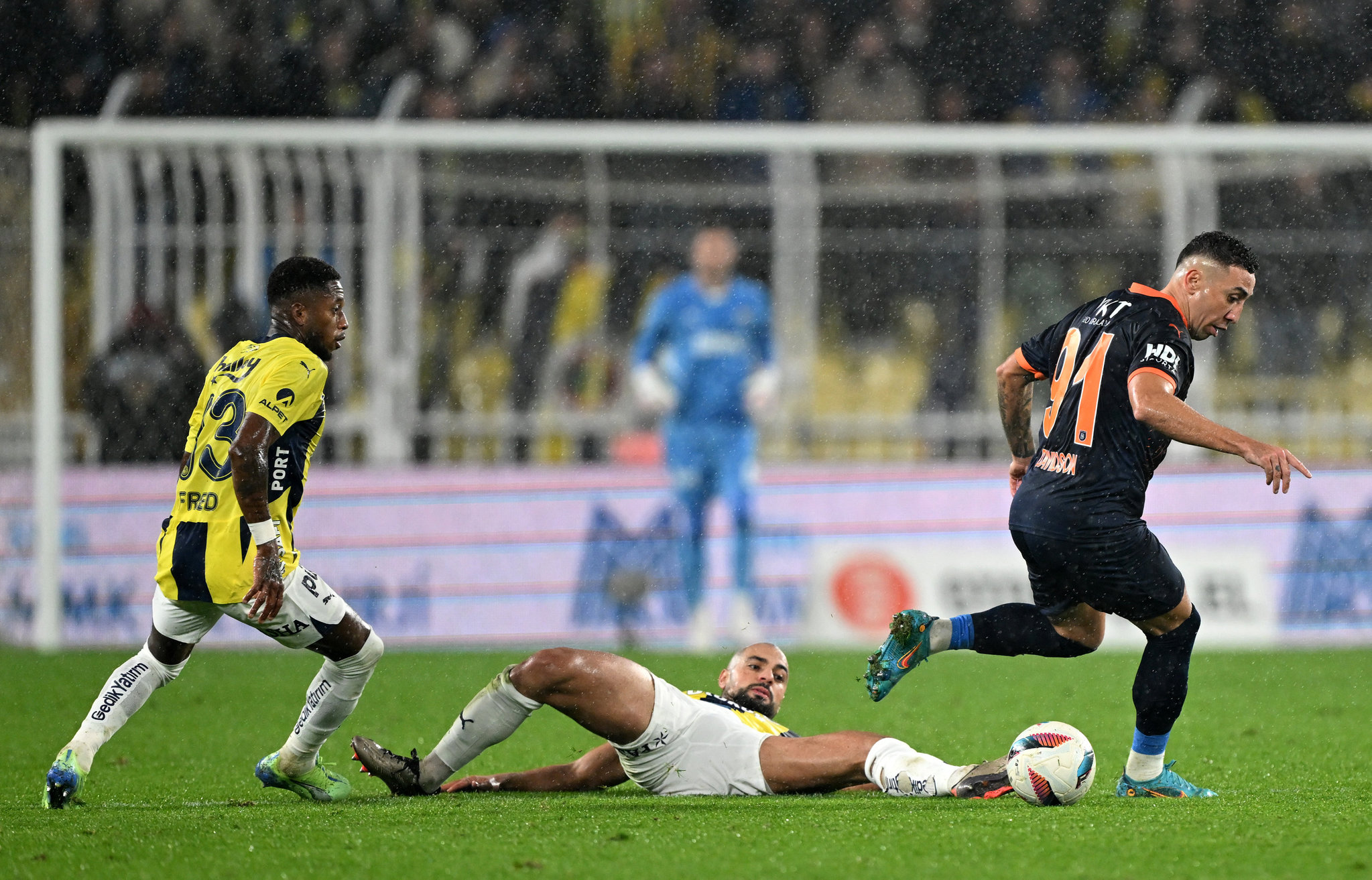 Fenerbahçe - Başakşehir maçını spor yazarları değerlendirdi