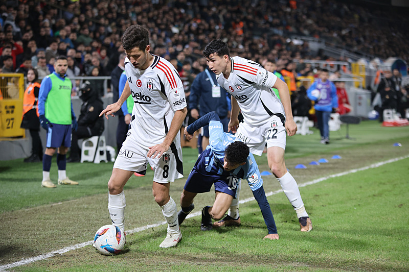 Spor yazarları Adana Demirspor - Beşiktaş maçını değerlendirdi