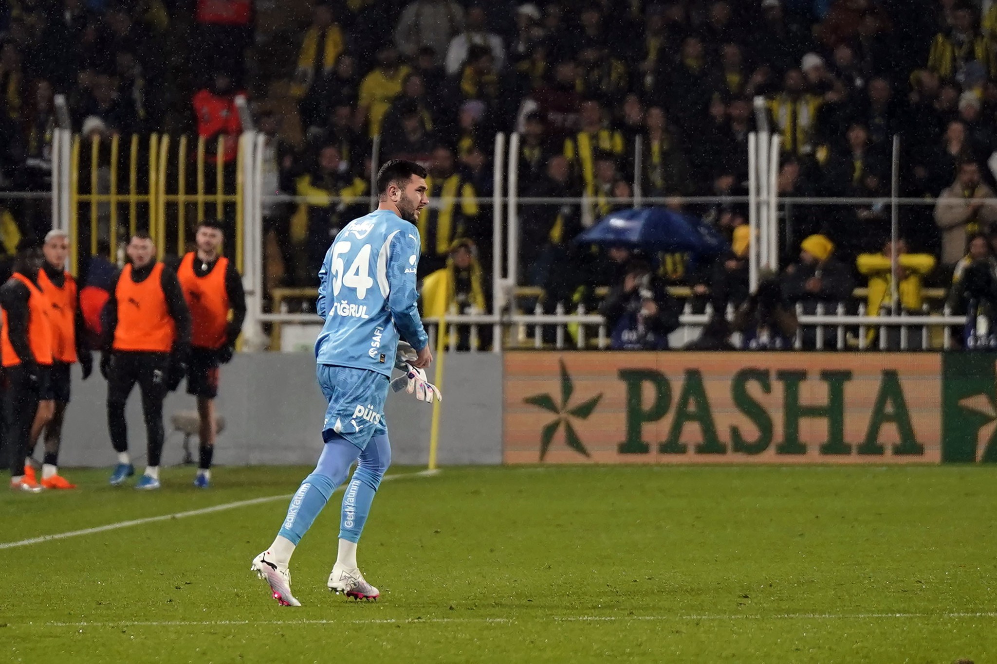 FENERBAHÇE HABERLERİ | Sakatlıklar sonrası Jose Mourinho ne yapacak? Eyüp maçında flaş tercih