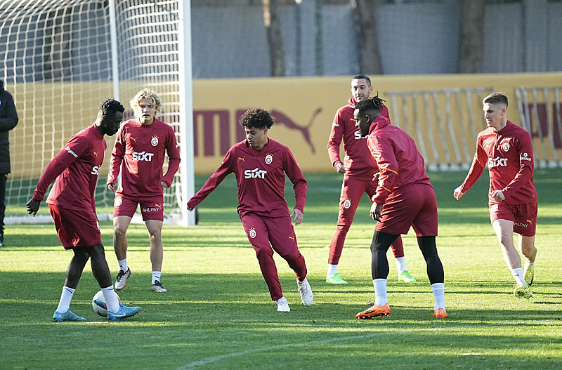 Galatasaray farkı açmak için sahada! İşte Okan Buruk’un Kayserispor maçı muhtemel 11’i...