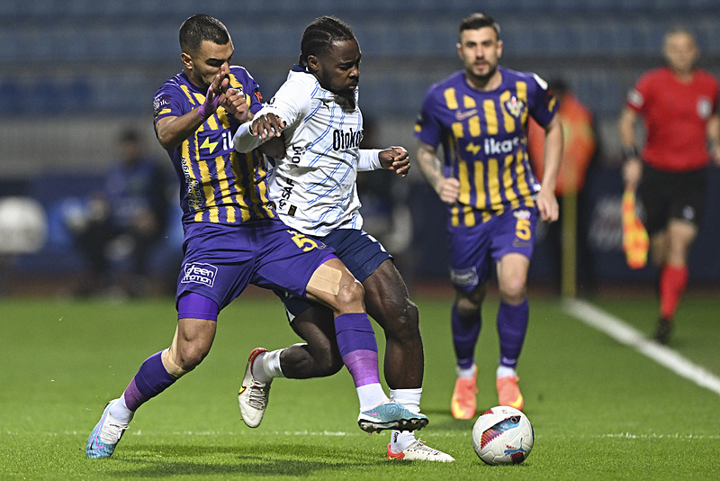 TRANSFER HABERİ: Fenerbahçe’de Osayi-Samuel depremi! Herkes şaştı kaldı