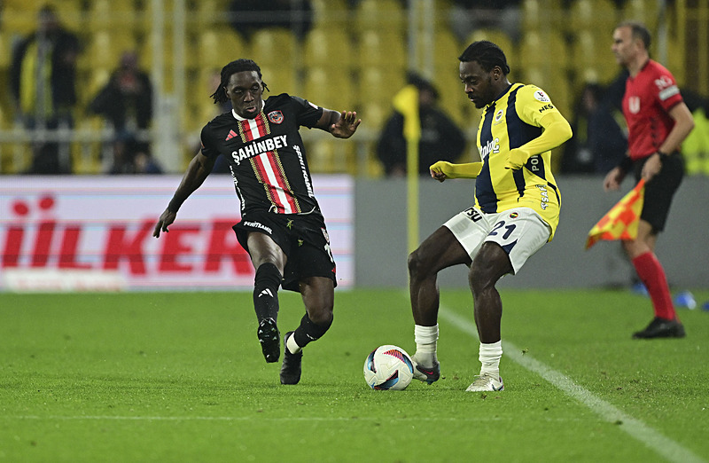 TRANSFER HABERİ: Fenerbahçe’de Osayi-Samuel depremi! Herkes şaştı kaldı