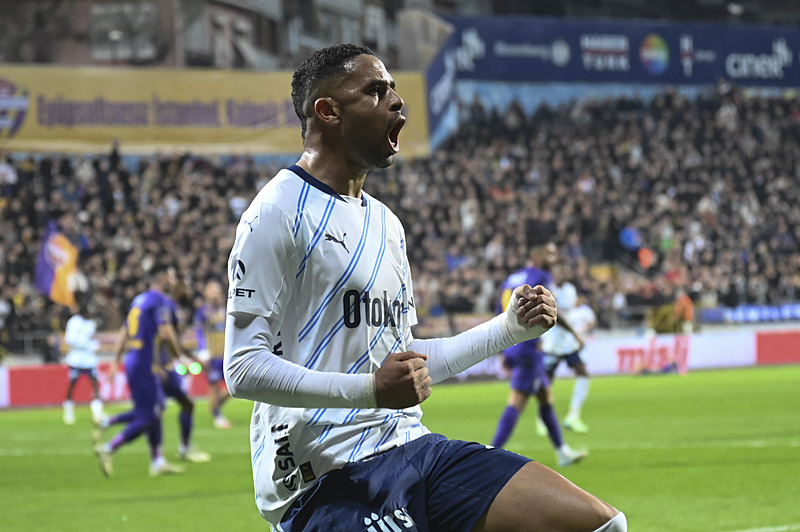 Al-Nassr’dan Youssef En-Nesyri açıklaması! Transfer edecekler mi?