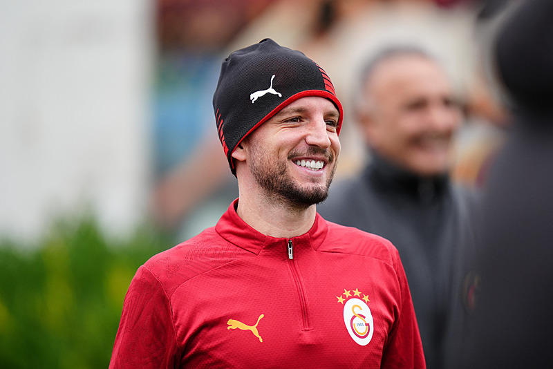 Galatasaray’dan flaş Mertens kararı!