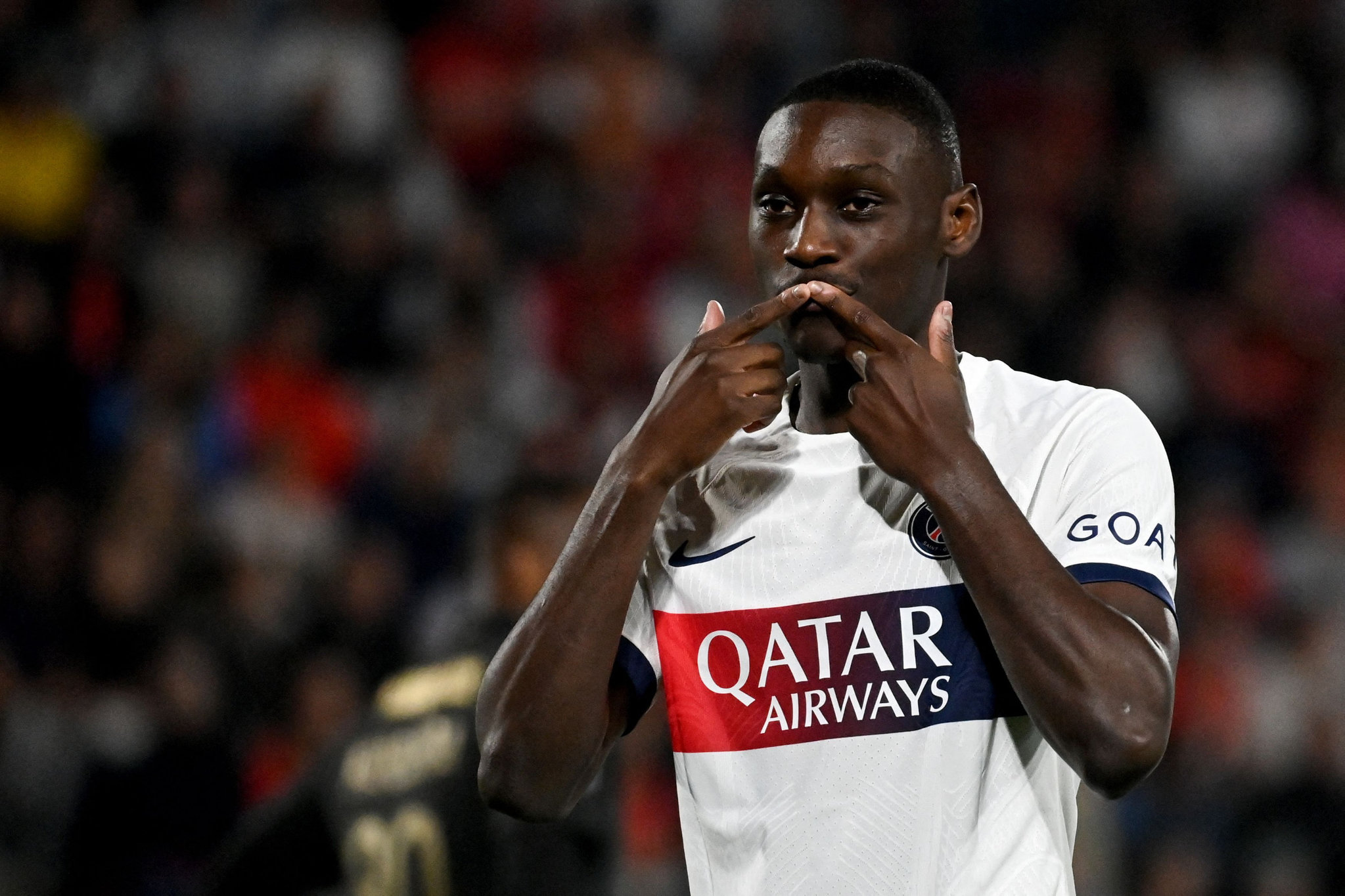 GALATASARAY TRANSFER HABERİ | Kolo Muani için PSG ile resmi temas kuruldu! İşte yapılacak teklif...