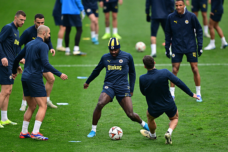 Fenerbahçe’de Osayi-Samuel paniği! Adı Galatasaray ile anılmıştı