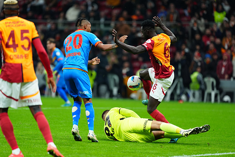 Ömer Üründül Galatasaray - Göztepe maçını değerlendirdi!