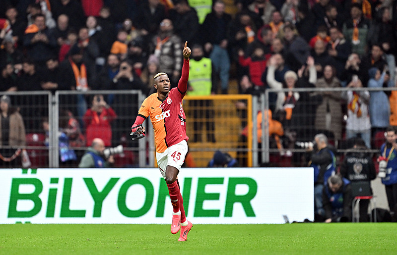 TRANSFER HABERİ | Galatasaraylılara Victor Osimhen müjdesi! İkna oldu