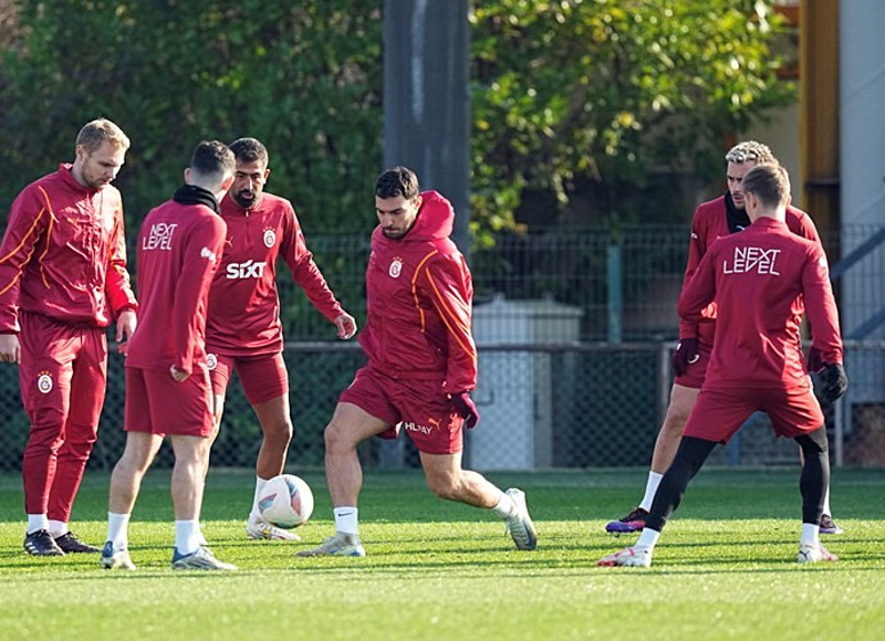 GALATASARAY TRANSFER HABERİ | Büyük beklentilerle gelmişti! Bedavaya gidecek