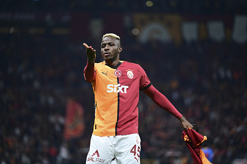 GALATASARAY TRANSFER HABERİ: Osimhen duruşuyla büyük takdir topladı! ’Sözüm var’ dedi teklifleri reddetti