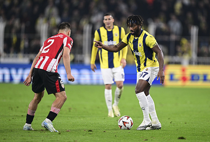 Al- Ahli’den Fenerbahçe’ye Saint-Maxinin resti!