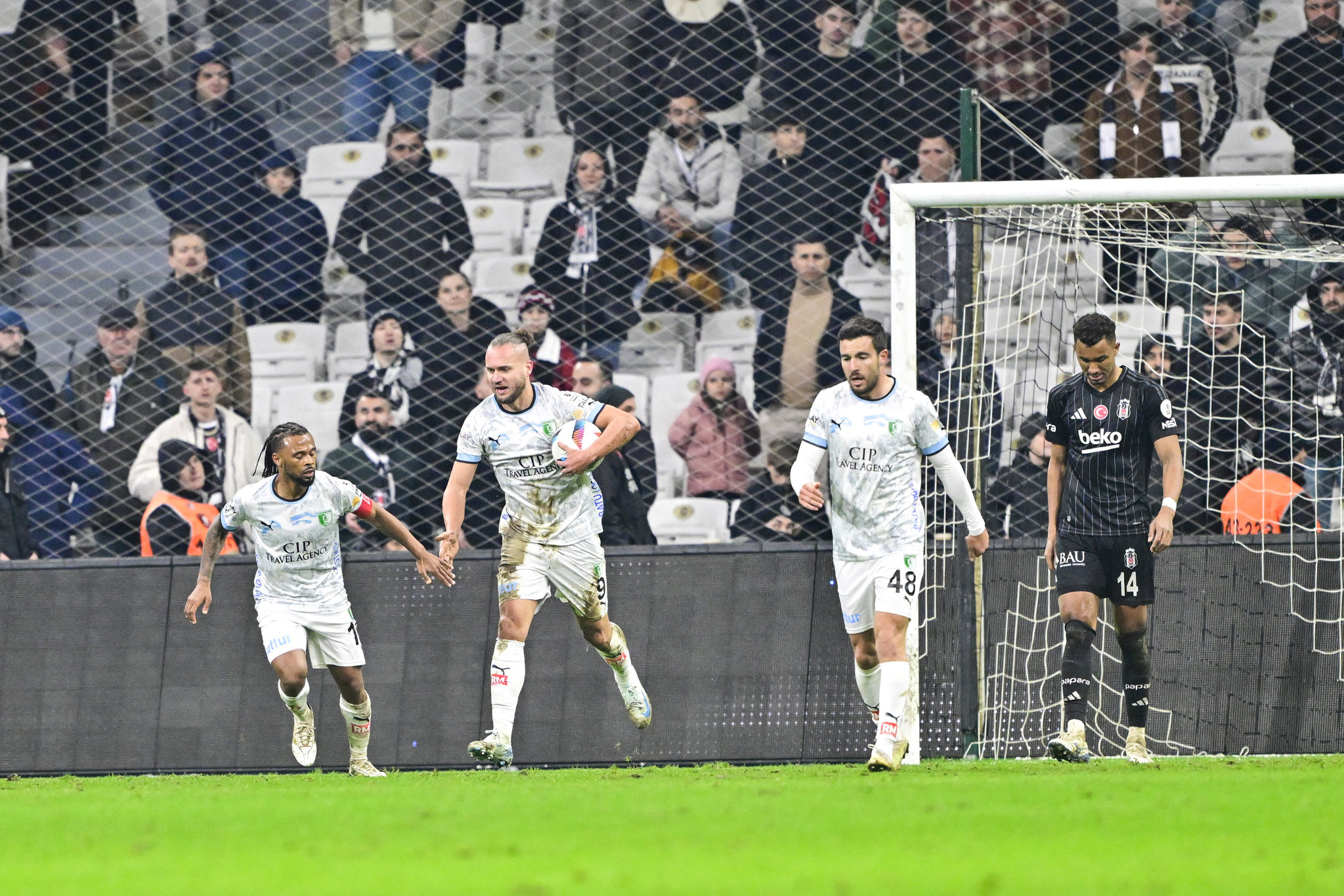 Spor yazarları Beşiktaş-Sipay Bodrum FK maçıını değerlendirdi!