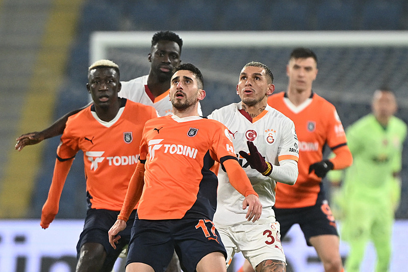 Spor yazarları RAMS Başakşehir - Galatasaray maçını değerlendirdi!