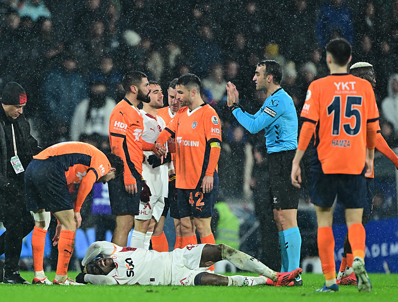 Spor yazarları RAMS Başakşehir - Galatasaray maçını değerlendirdi!