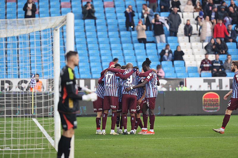 Usta yazardan övgü dolu sözler! Trabzonspor büyük bir patlama yaptı