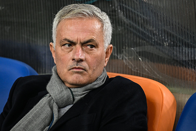 Fenerbahçe’ye Jose Mourinho şoku!