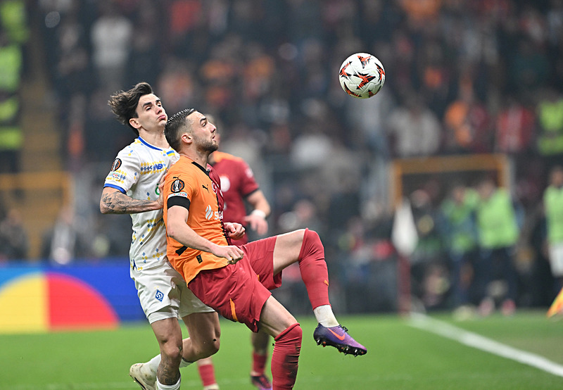 Spor yazarları Galatasaray - Dinamo Kiev maçını yorumladı!