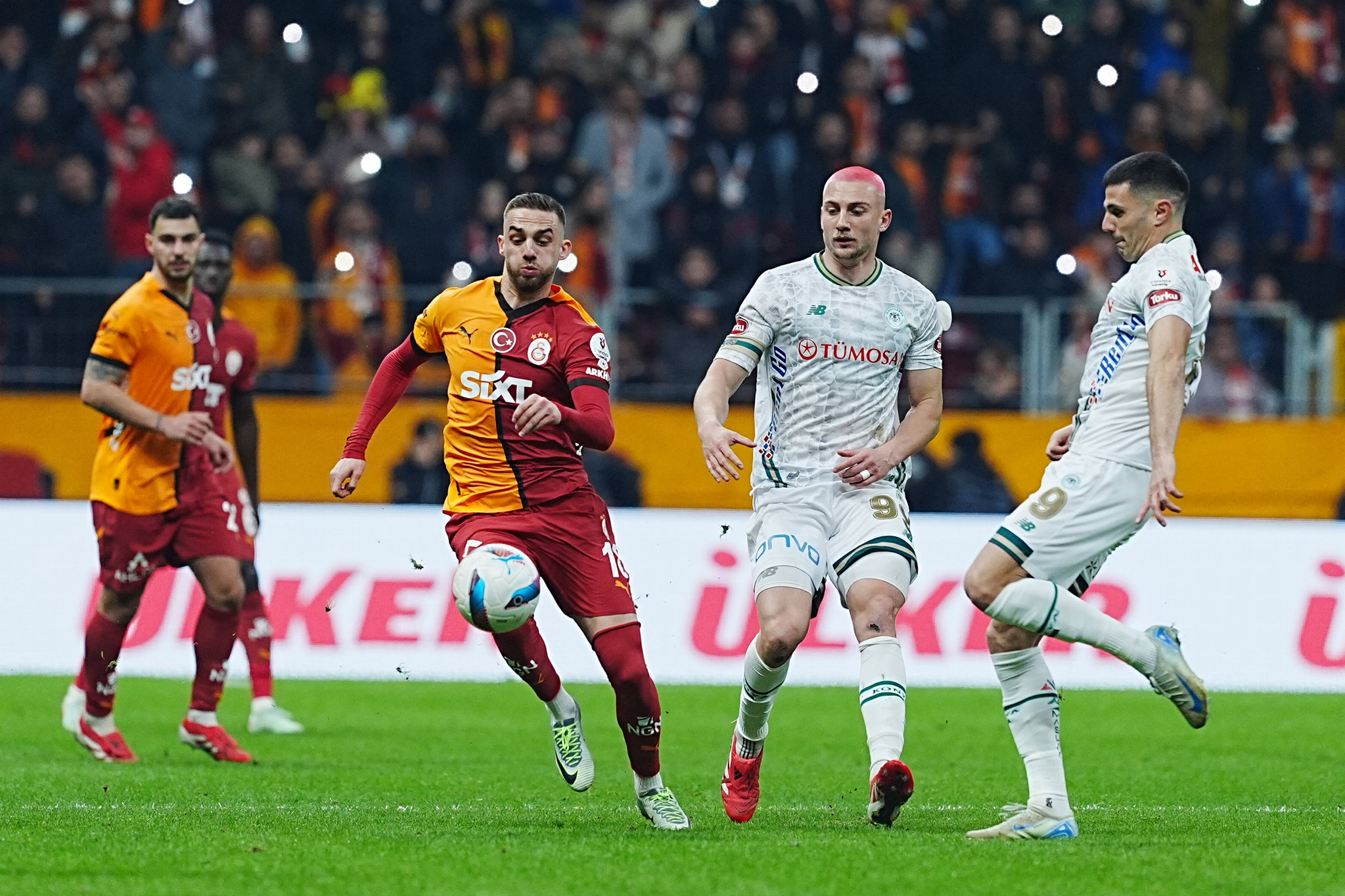 Spor yazarları Galatasaray-TÜMOSAN Konyaspor maçını değerlendirdi!