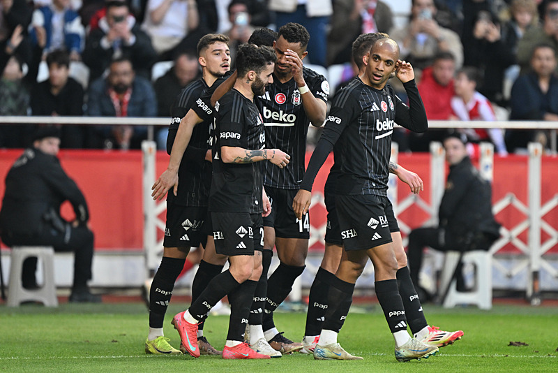 Spor yazarları Onvo Antalyaspor - Beşiktaş maçını yorumladı!