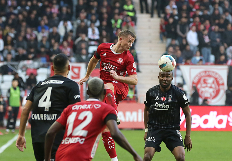 Spor yazarları Onvo Antalyaspor - Beşiktaş maçını yorumladı!