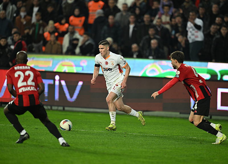 Spor yazarları Gaziantep FK - Galatasaray maçını değerlendirdi!