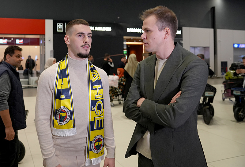 TRANSFER HABERİ: Fenerbahçe’de Mimovic geldiği gibi gidiyor! Yeni adresi Süper Lig ekibi