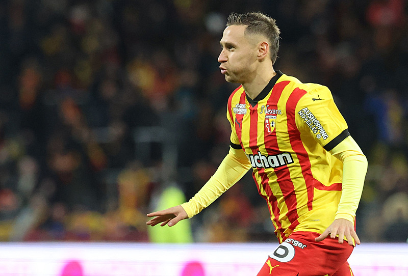 TRANSFER HABERLERİ: Galatasaray’dan sağ bek hamlesi! Polonya basını açıkladı...