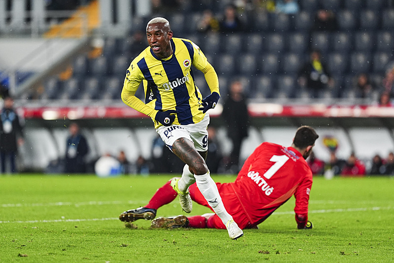 Spor yazarları Fenerbahçe - Erzurumspor FK maçını değerlendirdi