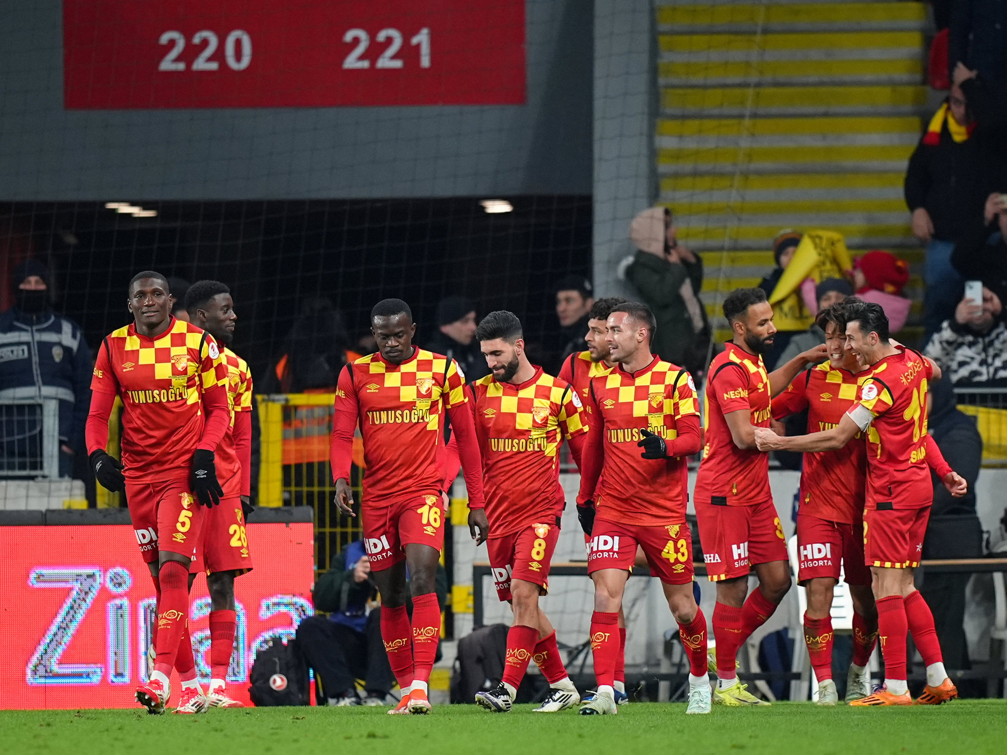 Göztepe 1-0 Gaziantep FK | MAÇTAN KARELER