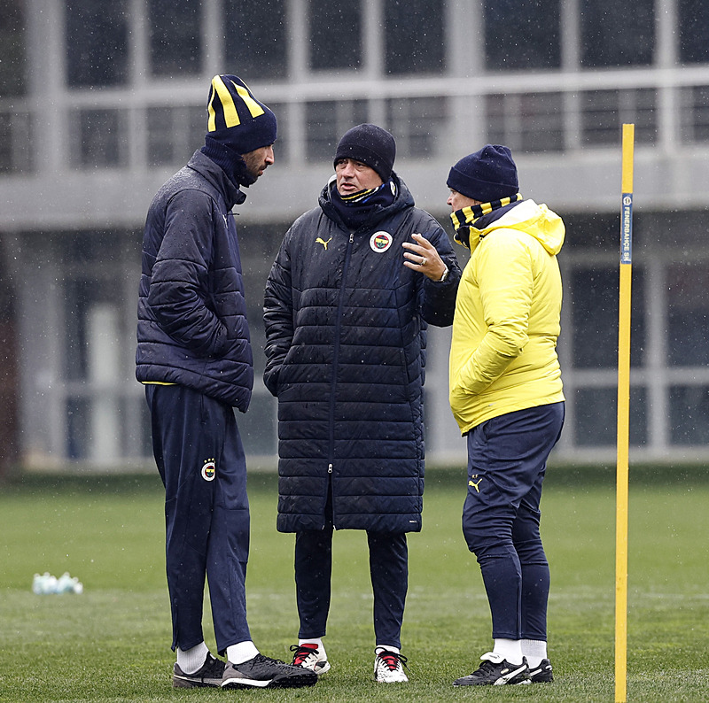 Fenerbahçe 3 puan peşinde! İşte Mourinho’nun Corendon Alanyaspor maçı muhtemel 11’i