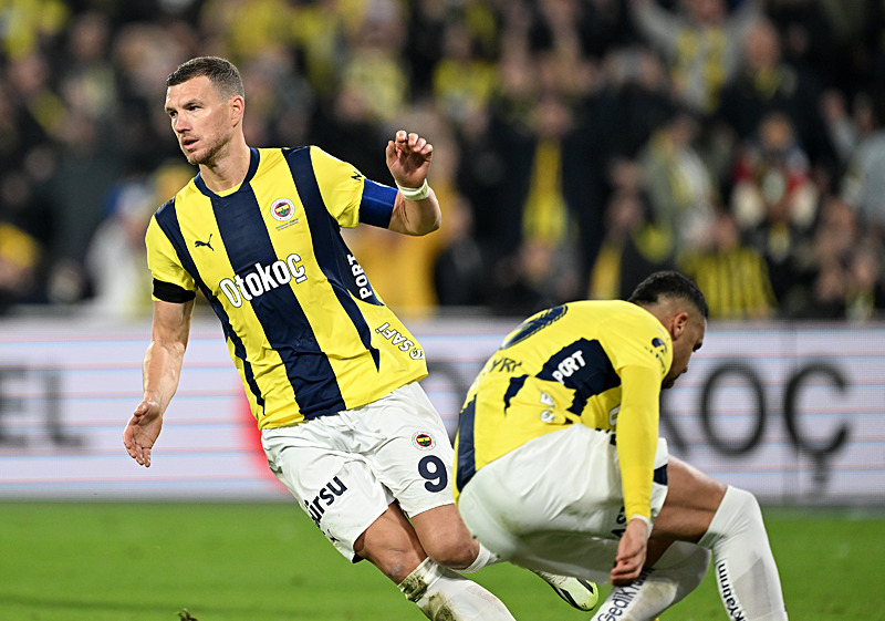 Fenerbahçe 3 puan peşinde! İşte Mourinho’nun Corendon Alanyaspor maçı muhtemel 11’i