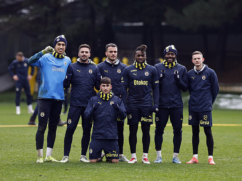 Transferde yeni yarış başladı! İşte Fenerbahçe ve Galatasaray’ın hedefindeki o isim