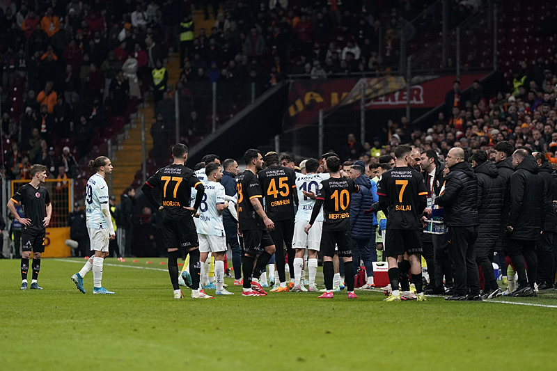 Spor yazarları Galatasaray-Adana Demirspor maçını değerlendirdi!
