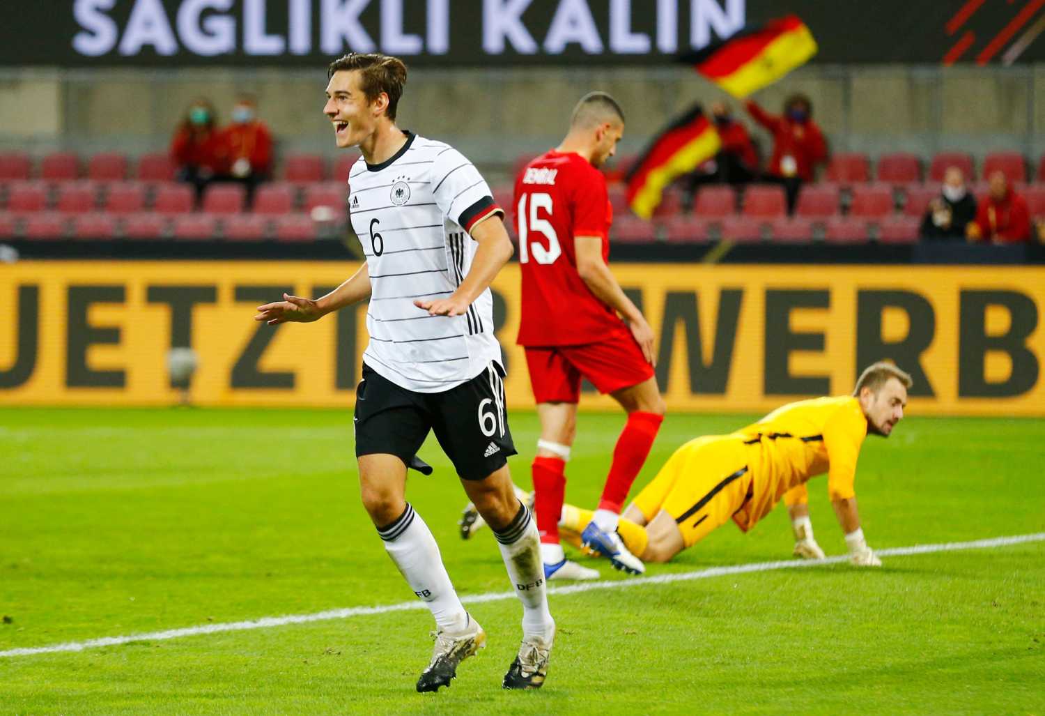 Beşiktaş o isimle anlaşma sağlamıştı! Transferde kötü haber geldi