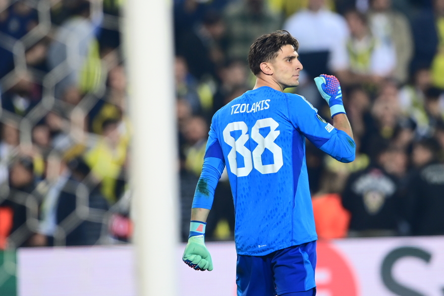 TRANSFER HABERLERİ | Galatasaray’dan sürpriz kaleci hamlesi! Muslera’nın halefi komşudan