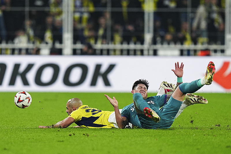 Spor yazarları Fenerbahçe-Anderlecht maçını değerlendirdi!