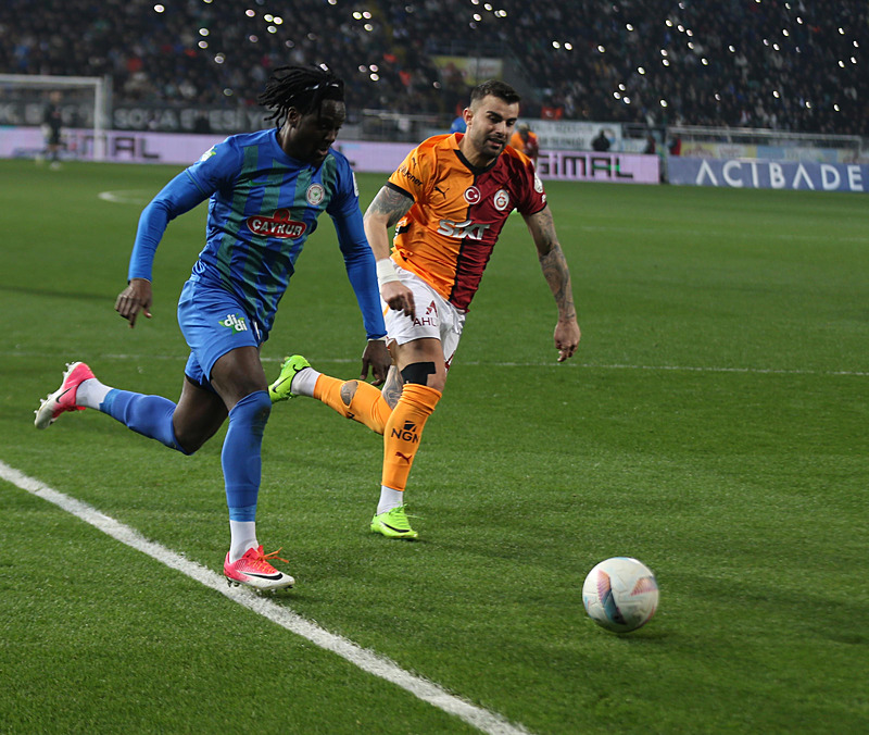 Spor yazarlarından flaş Çaykur Rizespor - Galatasaray maçı değerlendirmeleri!