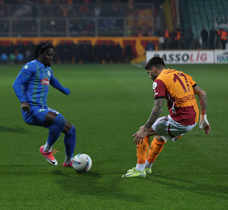 Spor yazarlarından flaş Çaykur Rizespor - Galatasaray maçı değerlendirmeleri!