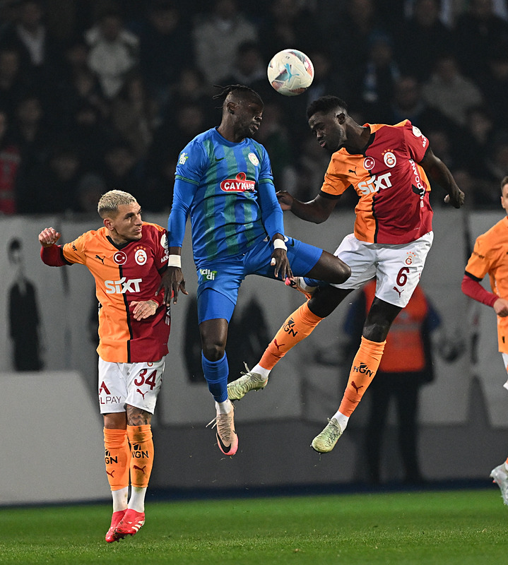 Spor yazarlarından flaş Çaykur Rizespor - Galatasaray maçı değerlendirmeleri!