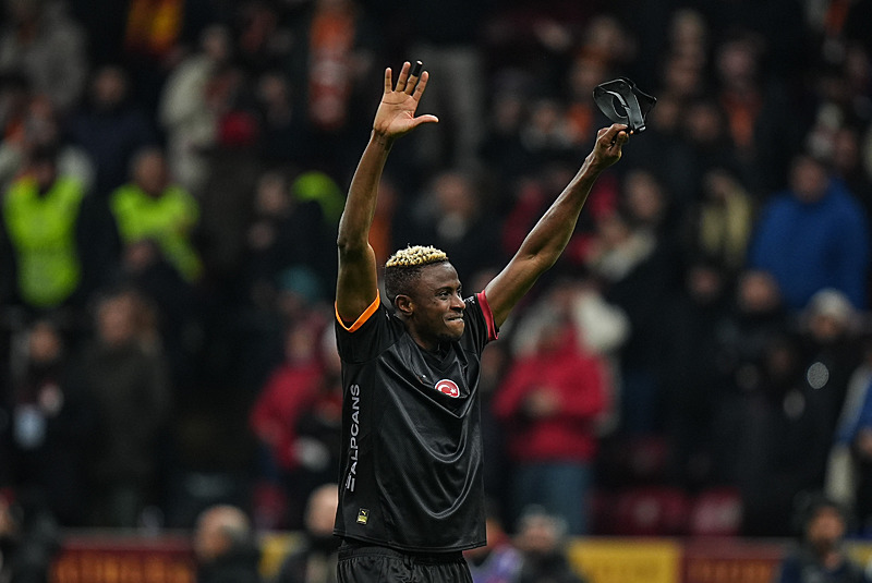 GALATASARAY TRANSFER HABERİ: Osimhen için dev kampanya hamlesi! Yönetim bir araya geliyor