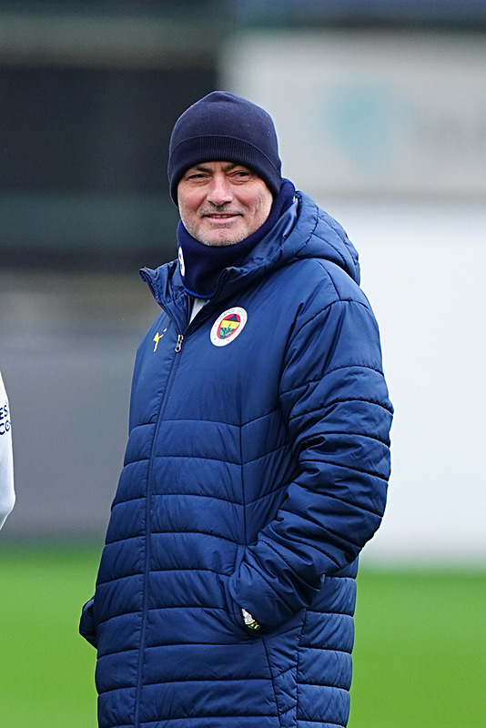 FENERBAHÇE HABERİ: Jose Mourinho’dan Galatasaray’a flaş gönderme!