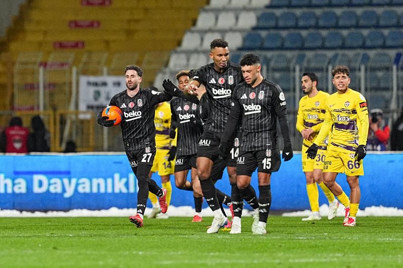 Spor yazarları İkas Eyüpspor-Beşiktaş maçını yorumladı!