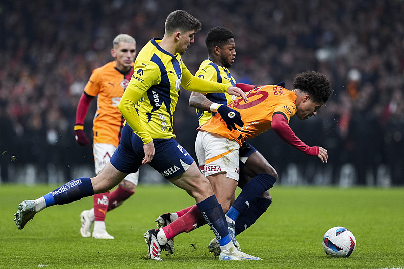 Ahmet Çakar Galatasaray-Fenerbahçe derbisini yorumladı!