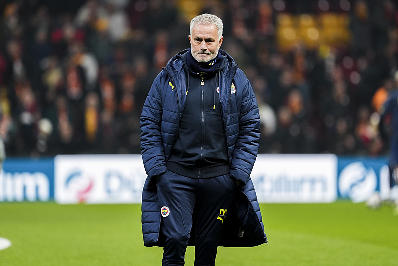 FENERBAHÇE TRANSFER HABERİ: Chelsea’den Jose Mourinho bombası!