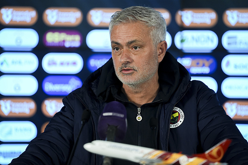 FENERBAHÇE TRANSFER HABERİ: Chelsea’den Jose Mourinho bombası!
