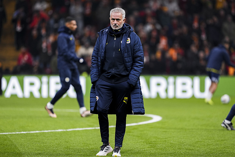 FENERBAHÇE HABERİ: Dünya basını Jose Mourinho’nun cezasını konuşuyor! İşte o manşetler