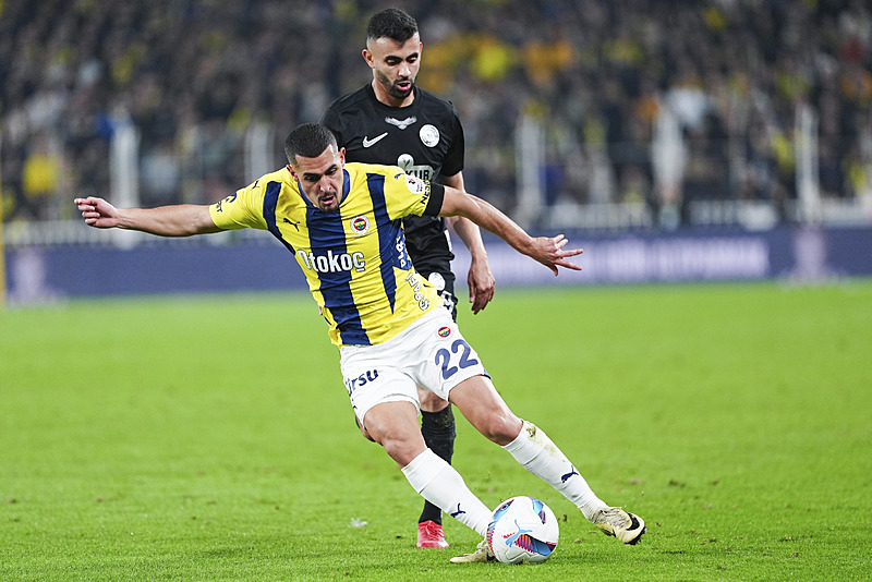 Fenerbahçe’ye kötü haber! 2 hafta sahalardan uzak kalacak
