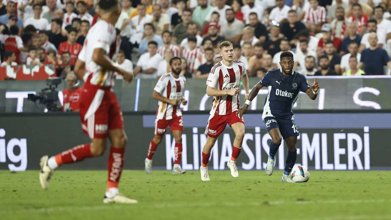 Jose Mourinho ilk 11 kararını verdi! Onvo Antalyaspor...